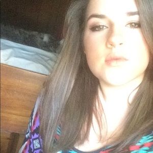 Meet your Posher, Rebecca